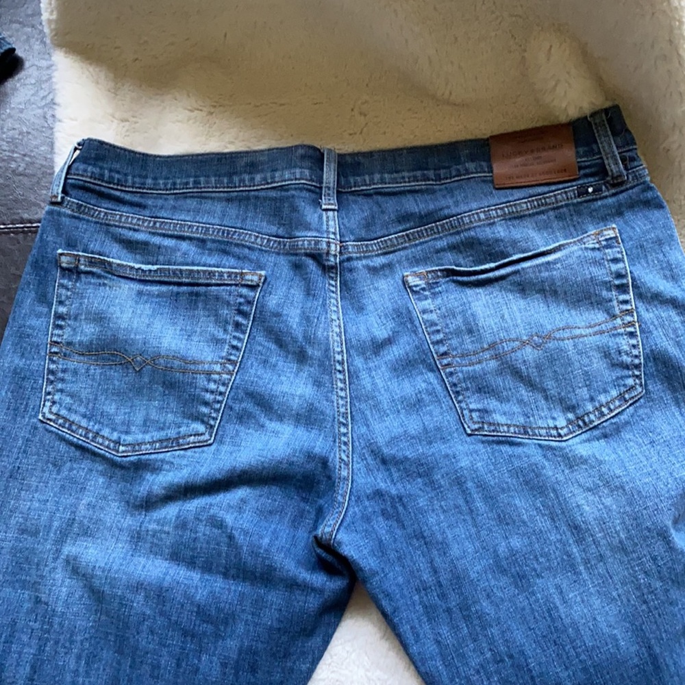 2 pair of lucky brand men’s jeans 40/30 - Picture 3 of 11